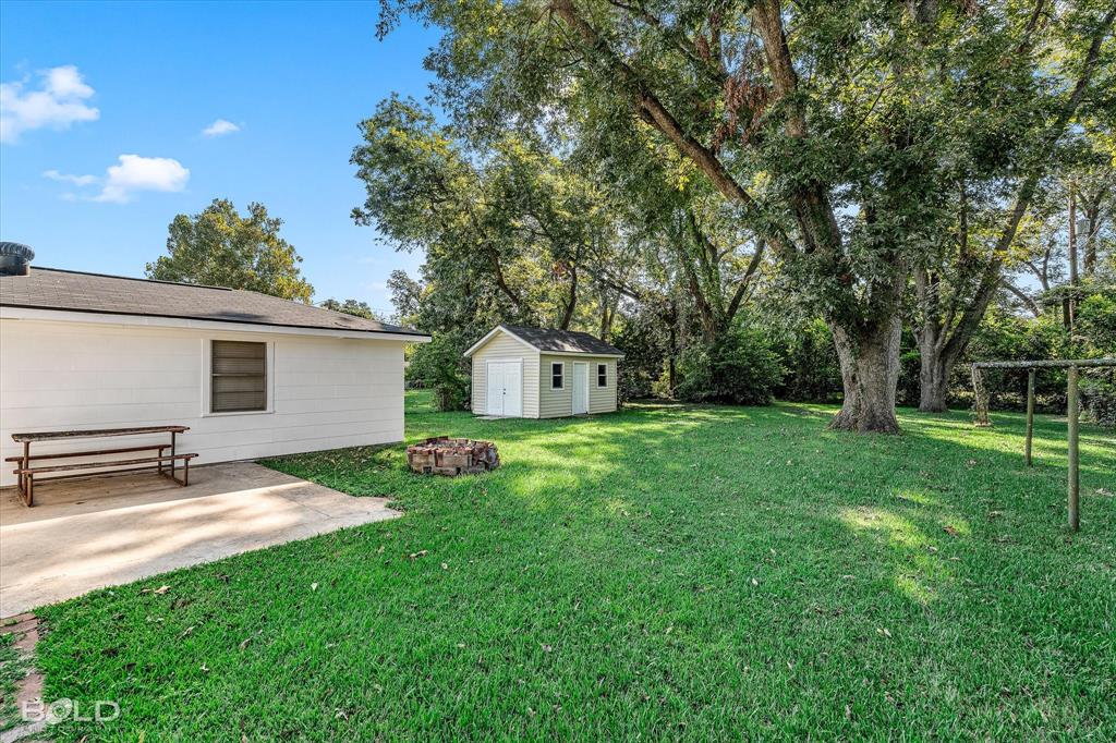 147 Richard Avenue Property Photo 6