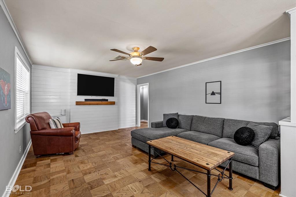 147 Richard Avenue Property Photo 12
