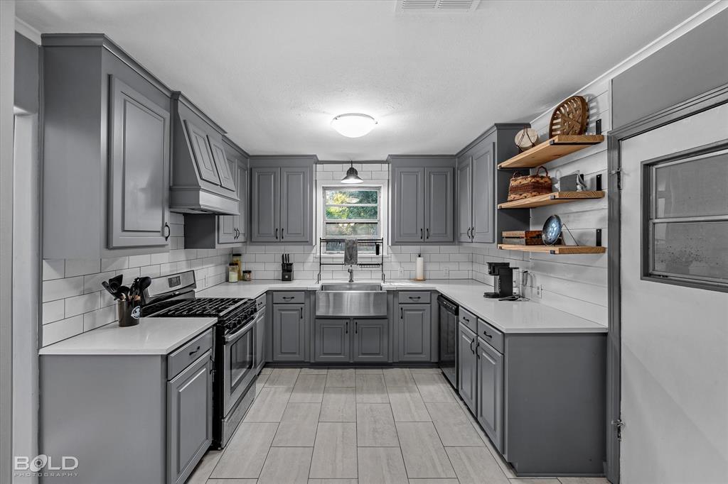 147 Richard Avenue Property Photo 17