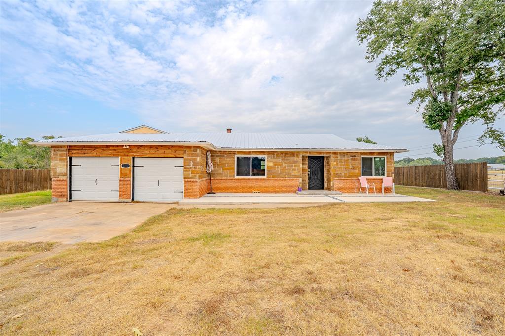 2212 Acton Highway Property Photo 10