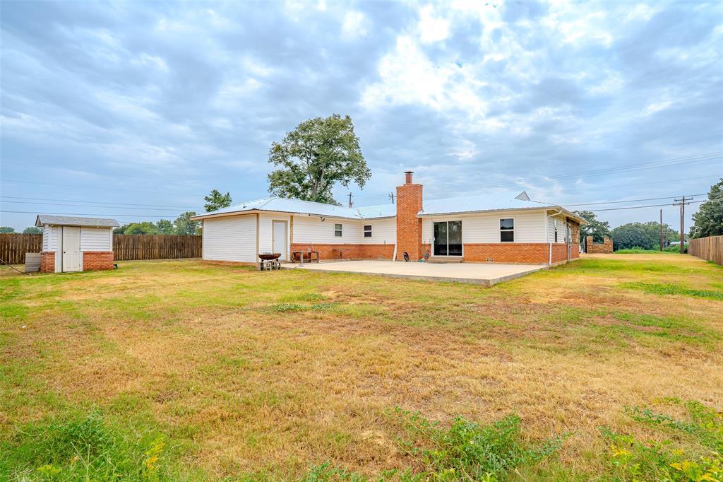 2212 Acton Highway Property Photo 12