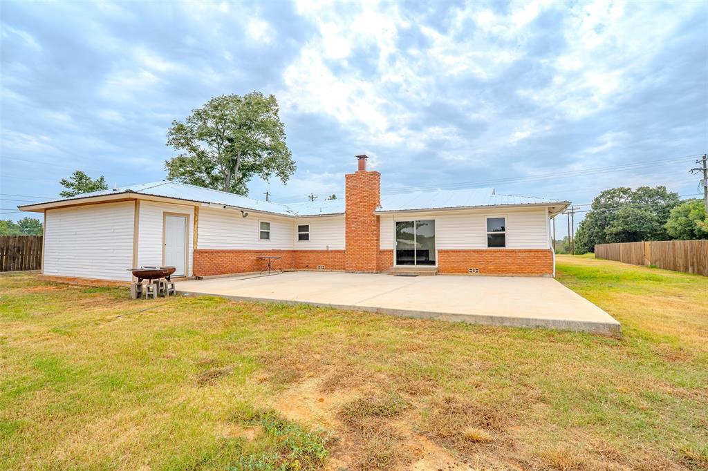 2212 Acton Highway Property Photo 13