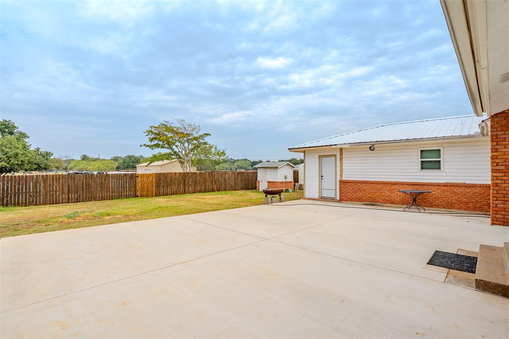 2212 Acton Highway Property Photo 15