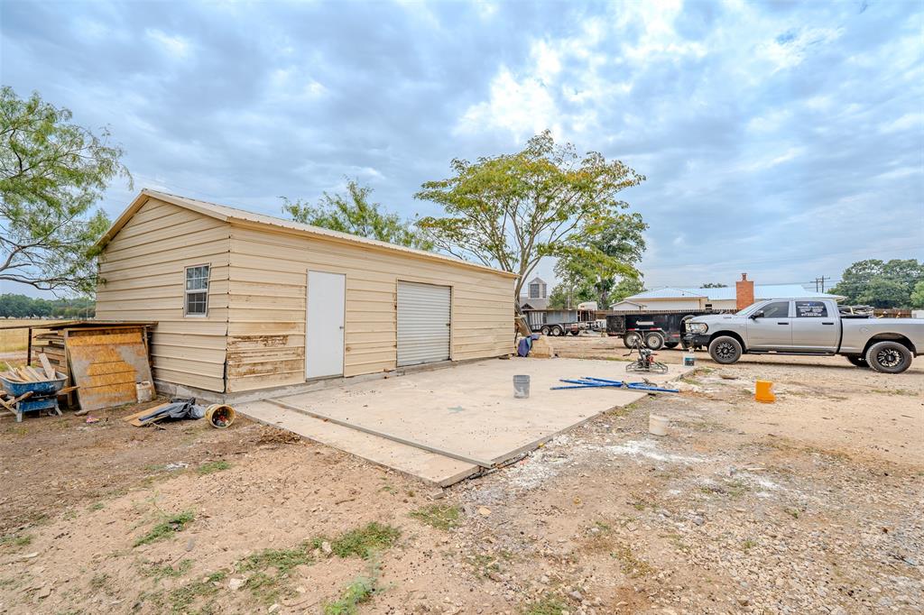 2212 Acton Highway Property Photo 16