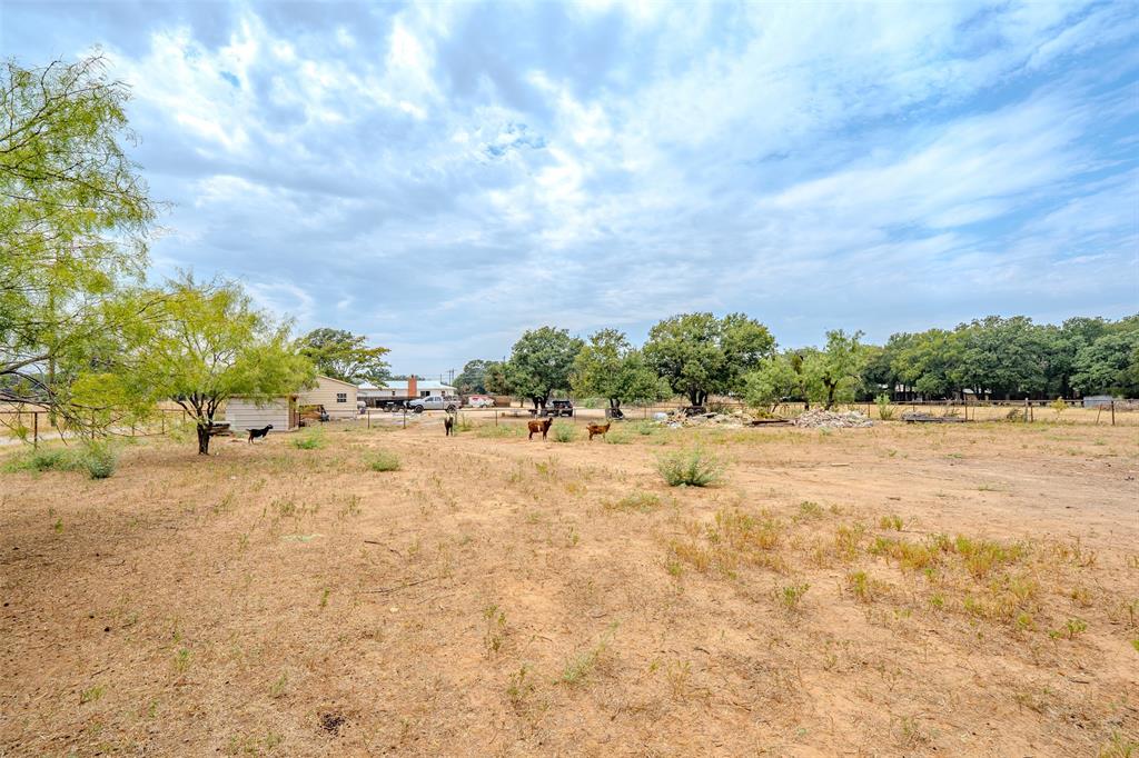 2212 Acton Highway Property Photo 24