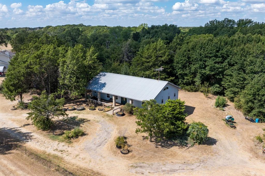5562 Cedar Creek Drive Property Photo 2