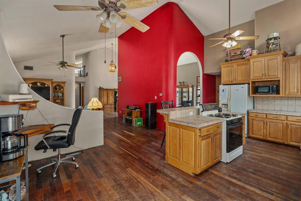 5562 Cedar Creek Drive Property Photo 16