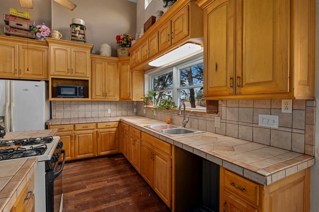 5562 Cedar Creek Drive Property Photo 17