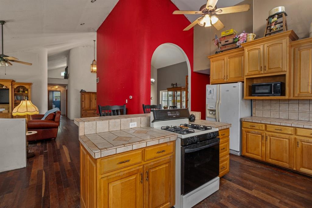 5562 Cedar Creek Drive Property Photo 18
