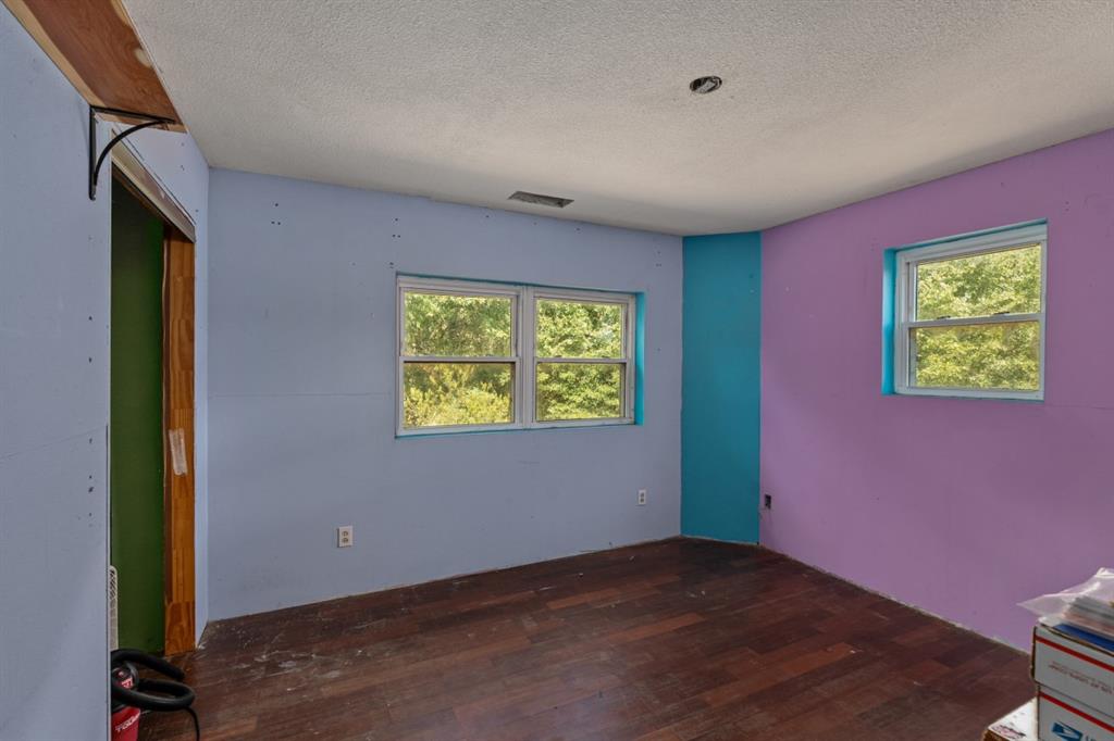 5562 Cedar Creek Drive Property Photo 29