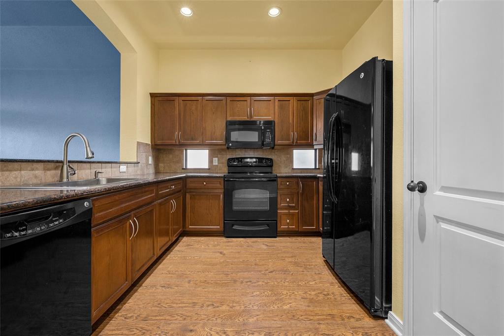 10437 Condor Loop Property Photo 4