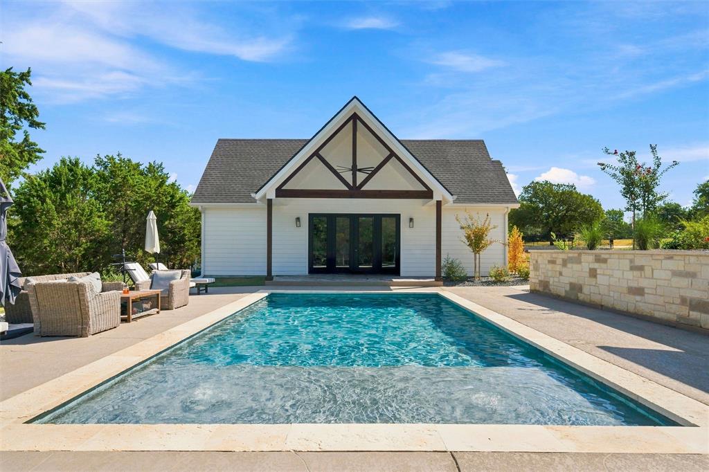 1065 Whispering Oaks Property Photo 29