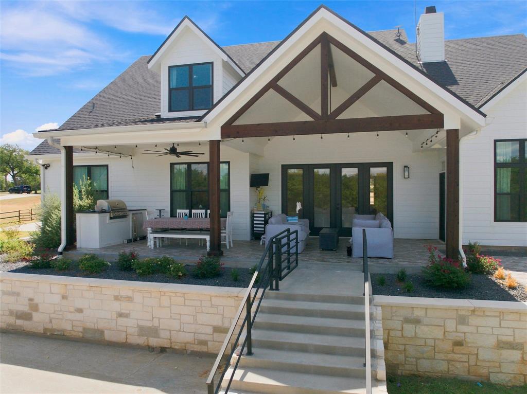 1065 Whispering Oaks Property Photo 31