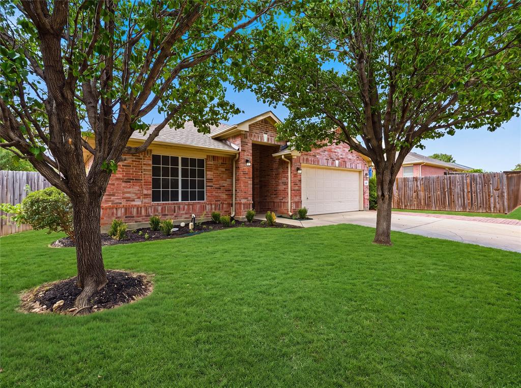 6805 Red Rock Trail Property Photo 4