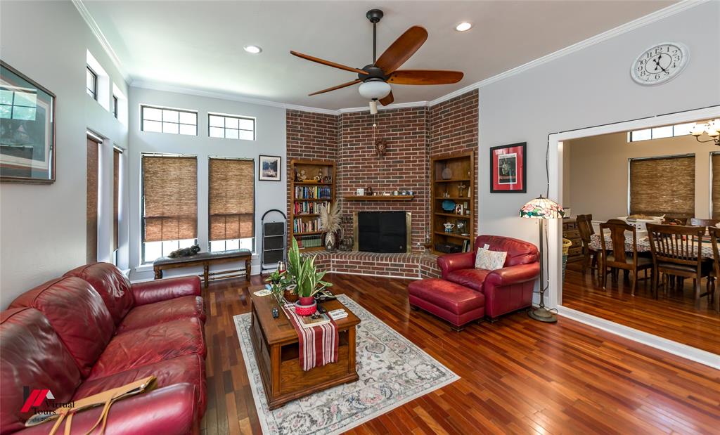 9838 Ballantrae Circle Property Photo 4
