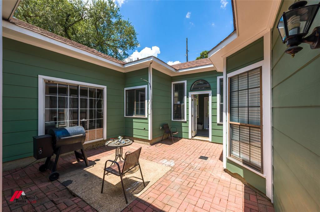 9838 Ballantrae Circle Property Photo 34