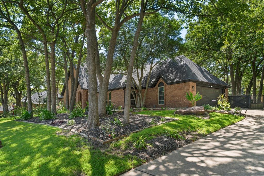 1518 Windsor Forest Trail Property Photo 2