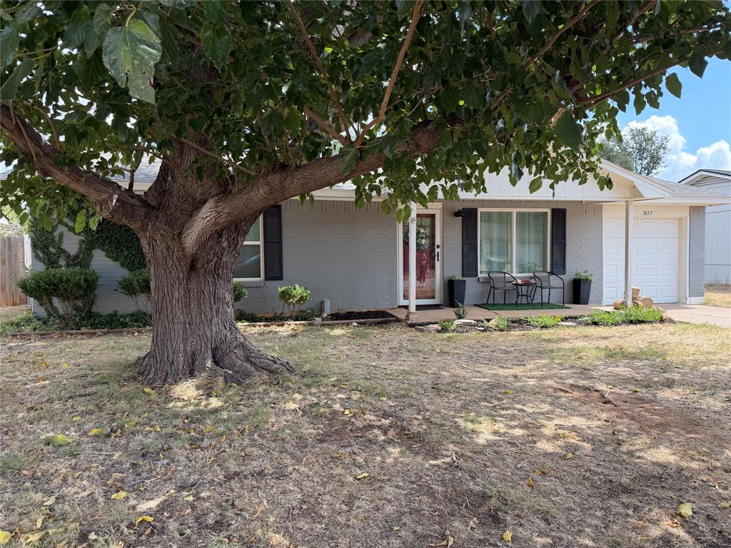 3657 Scranton Lane Property Photo 1