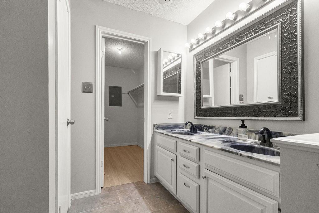 1201 Calico Lane 2024 Property Photo 16