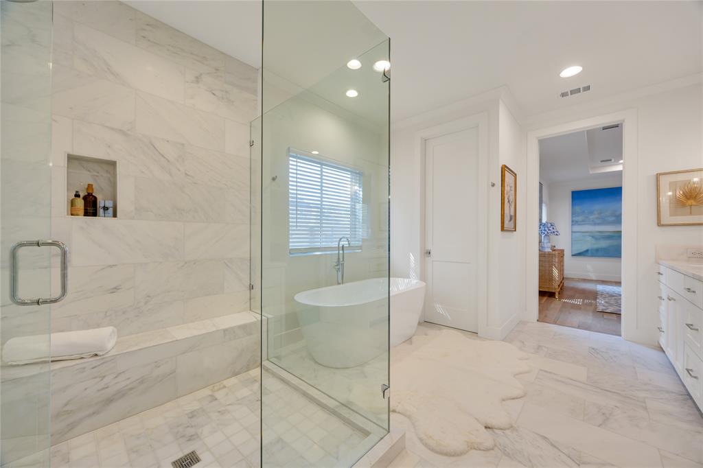 5552 Longview Street Property Photo 9
