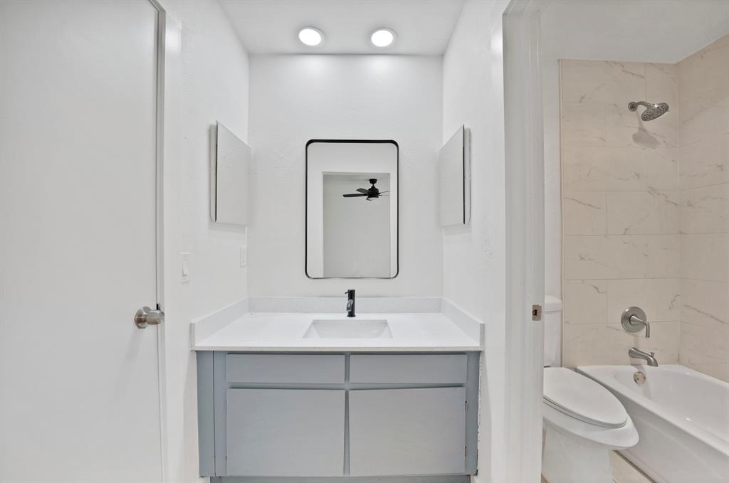 813 Panay Way Drive Property Photo 20