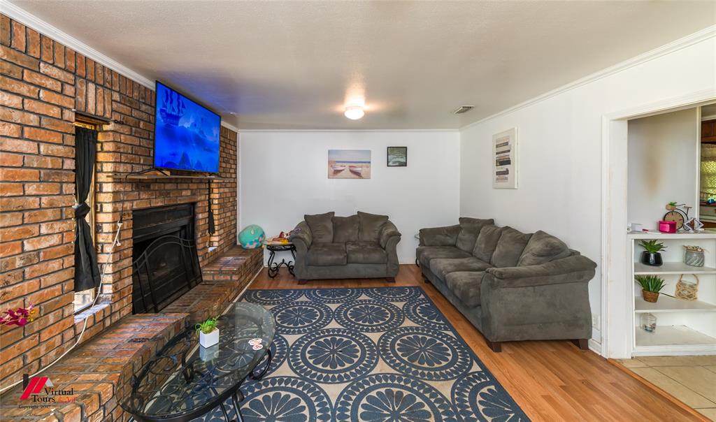 4017 Independence Avenue Property Photo 4