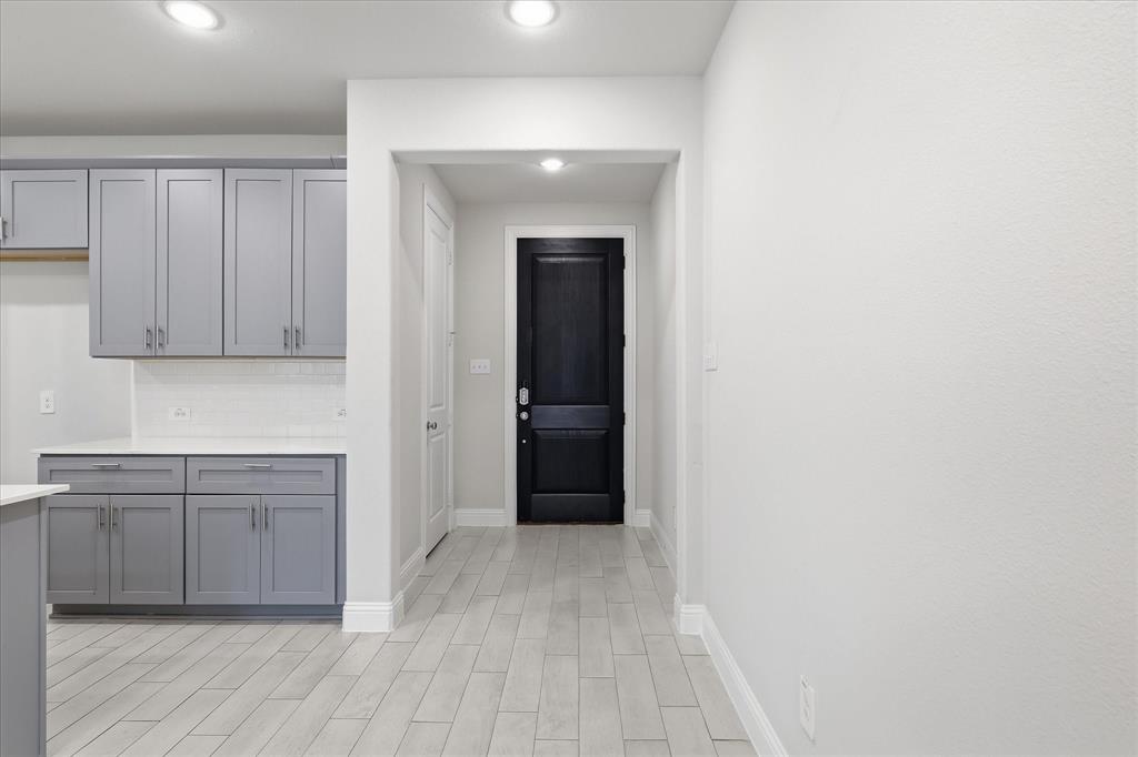 519 Sequoia Street Property Photo 3