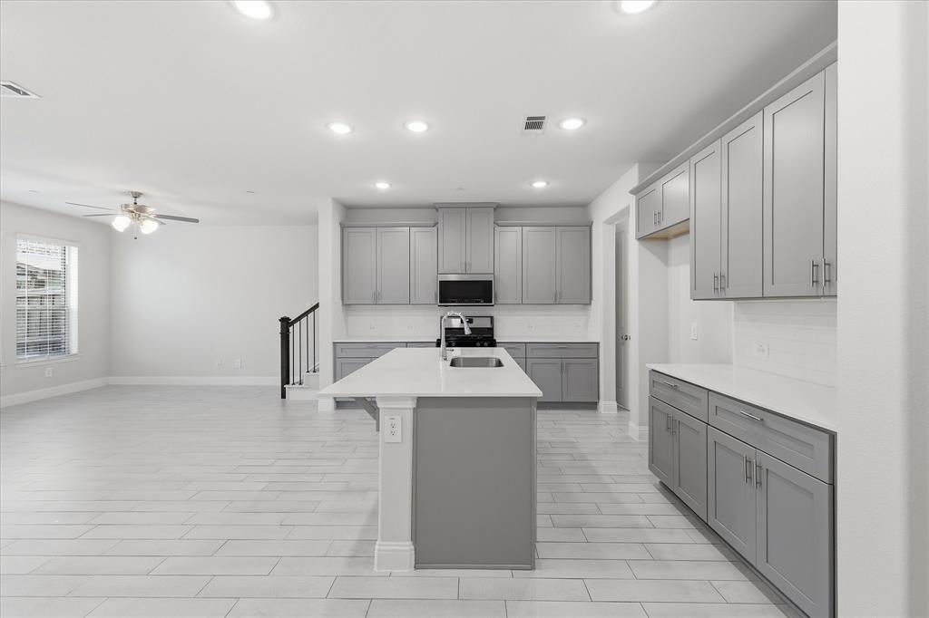 519 Sequoia Street Property Photo 5