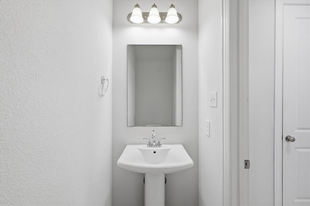 519 Sequoia Street Property Photo 12