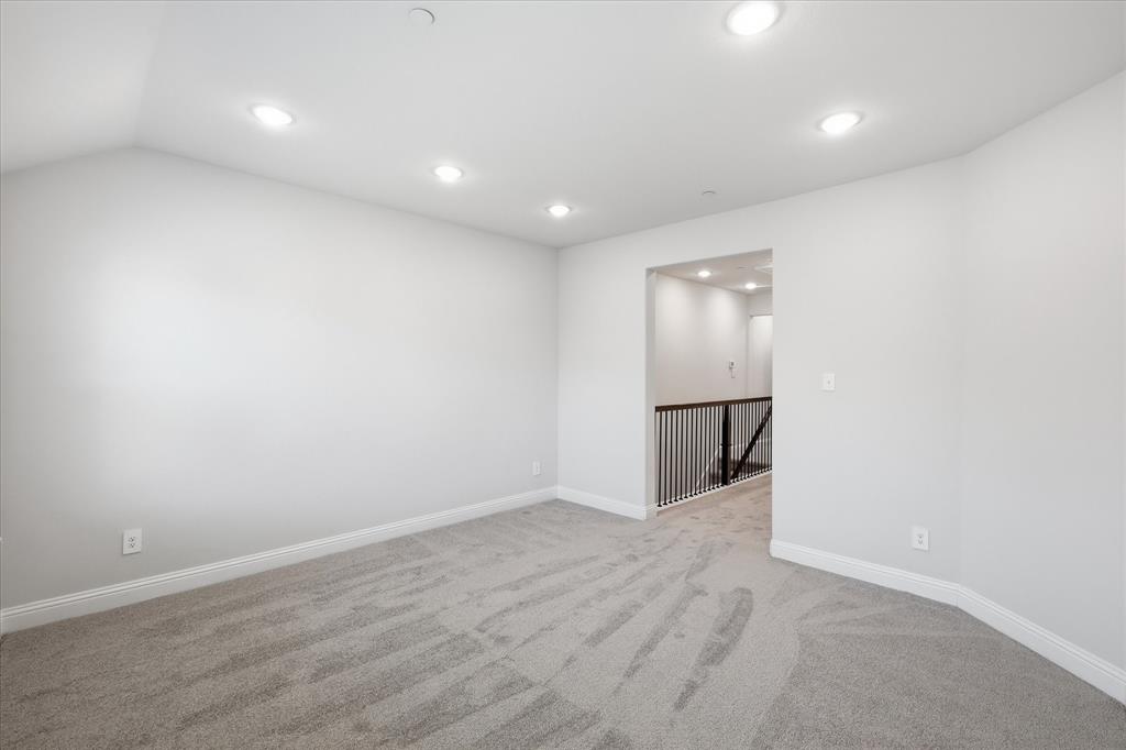 519 Sequoia Street Property Photo 21