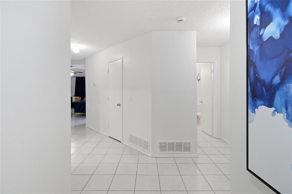 7132 Lanyon Drive Property Photo 3