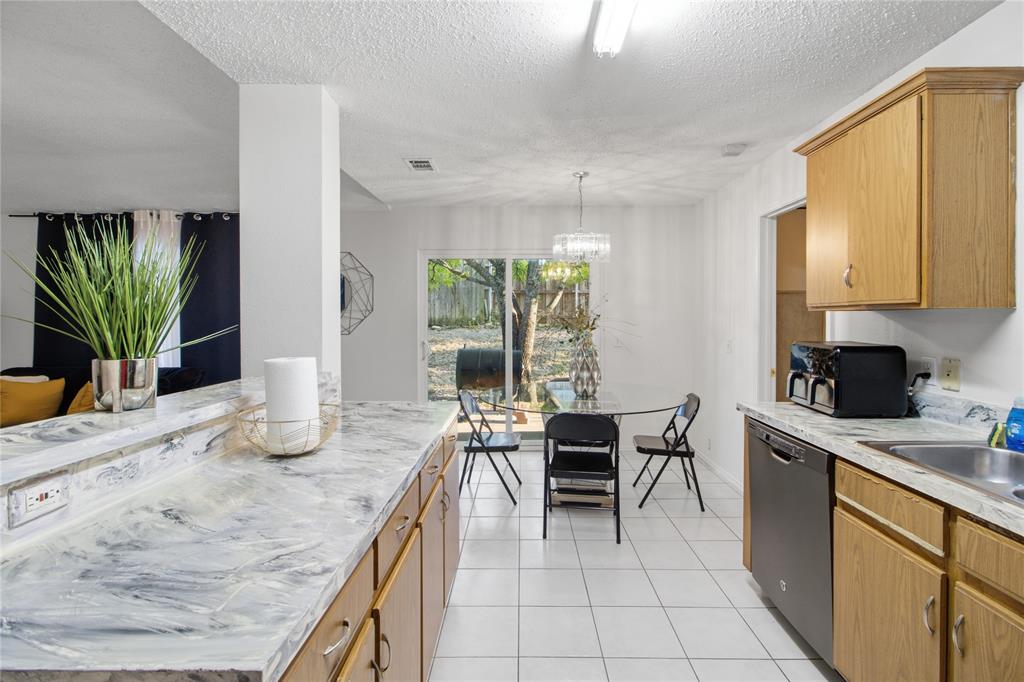 7132 Lanyon Drive Property Photo 8
