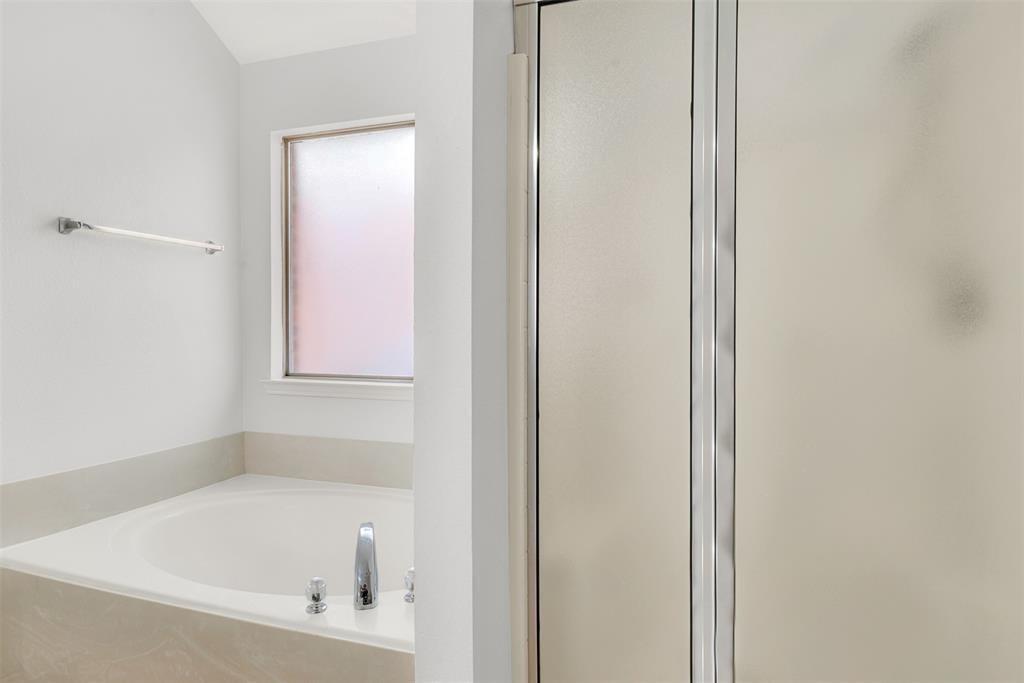 4204 Enchanted Rock Lane Property Photo 9