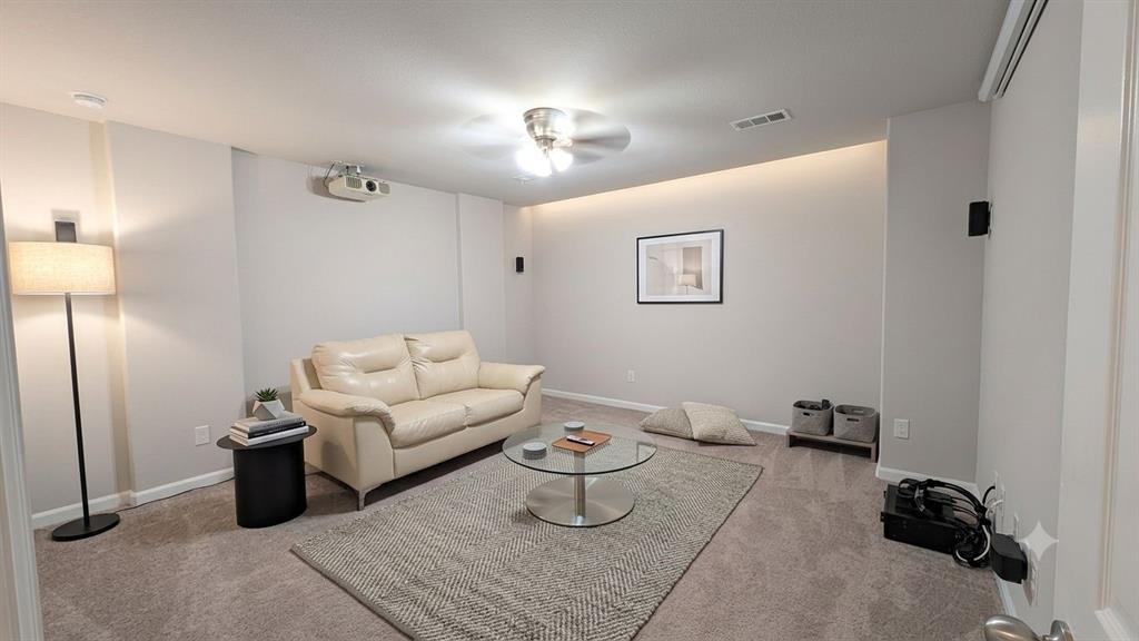 1800 Cedar Orchid Way Property Photo 8