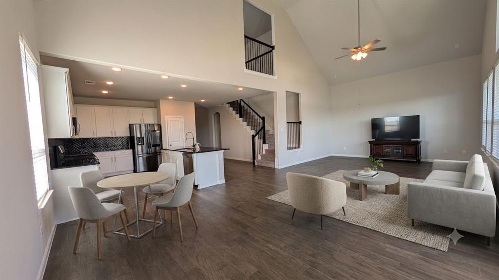 1800 Cedar Orchid Way Property Photo 10