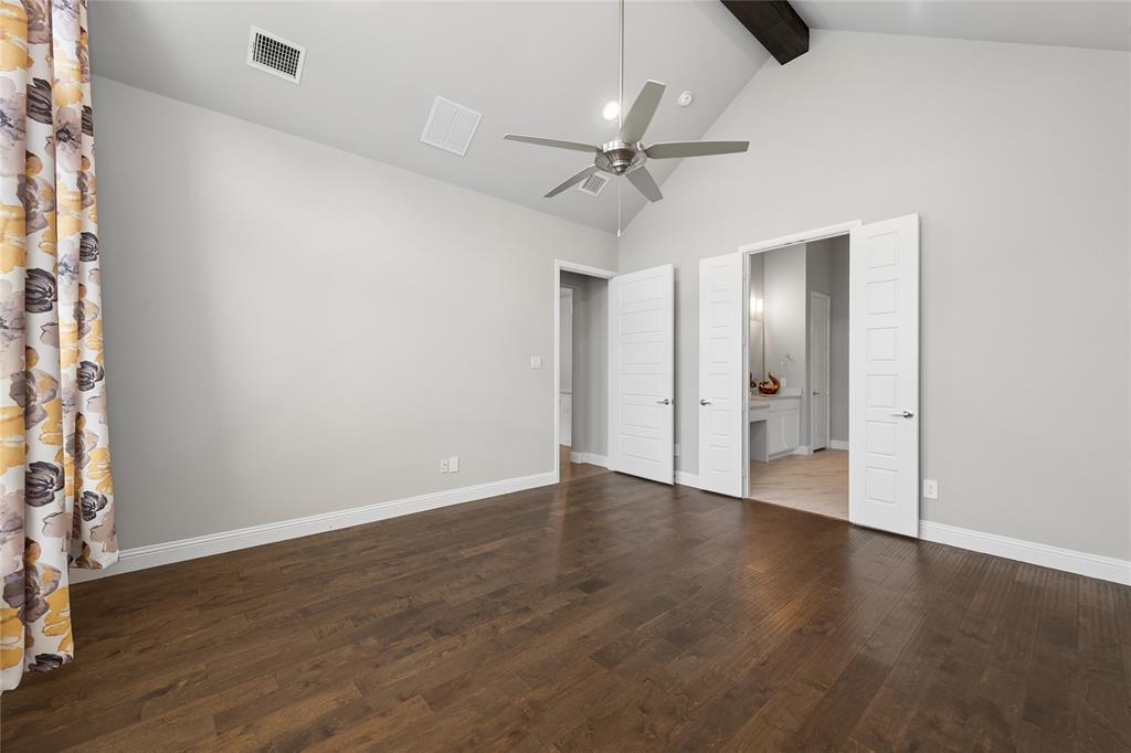 1041 Ocean Breeze Drive Property Photo 15
