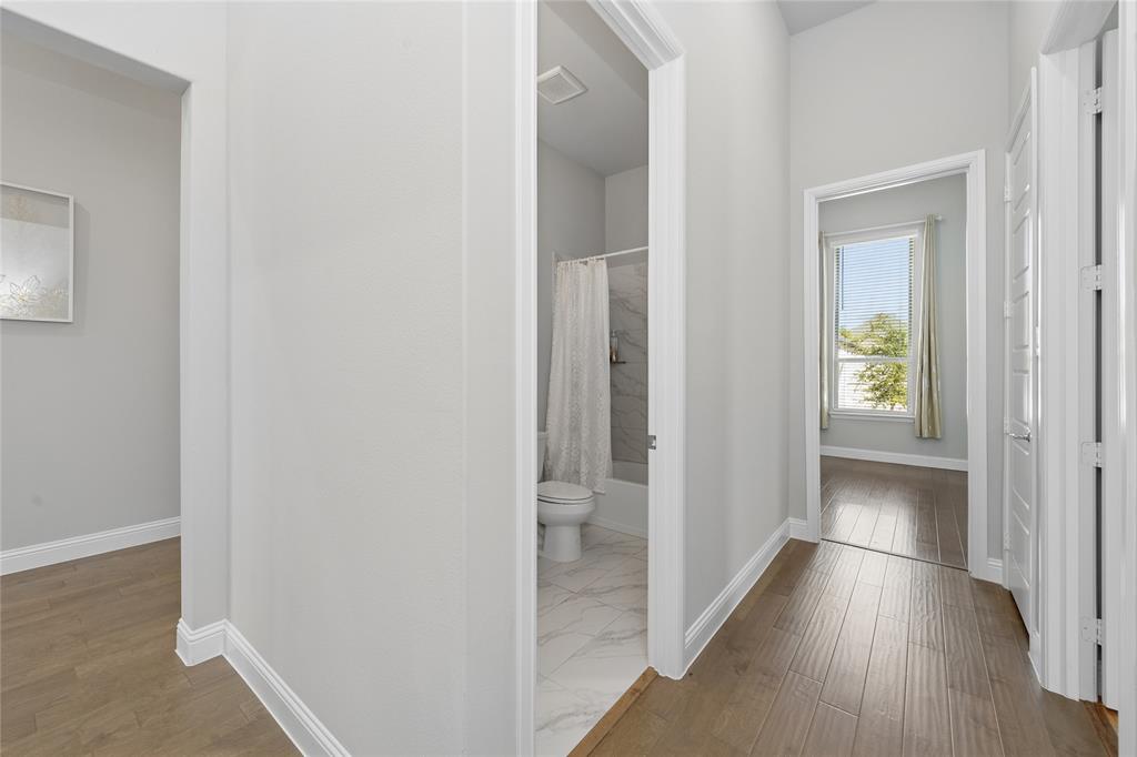1041 Ocean Breeze Drive Property Photo 25