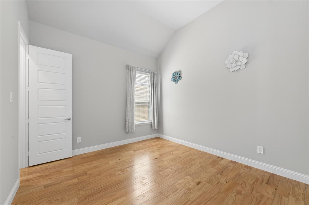 1041 Ocean Breeze Drive Property Photo 27