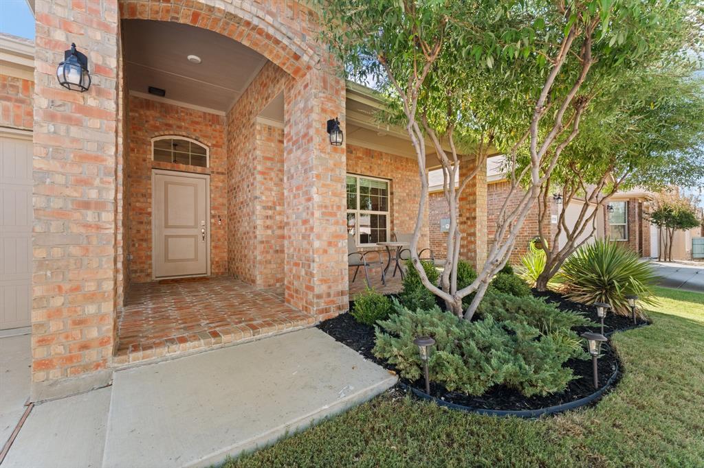 15736 Redgrave Drive Property Photo 1