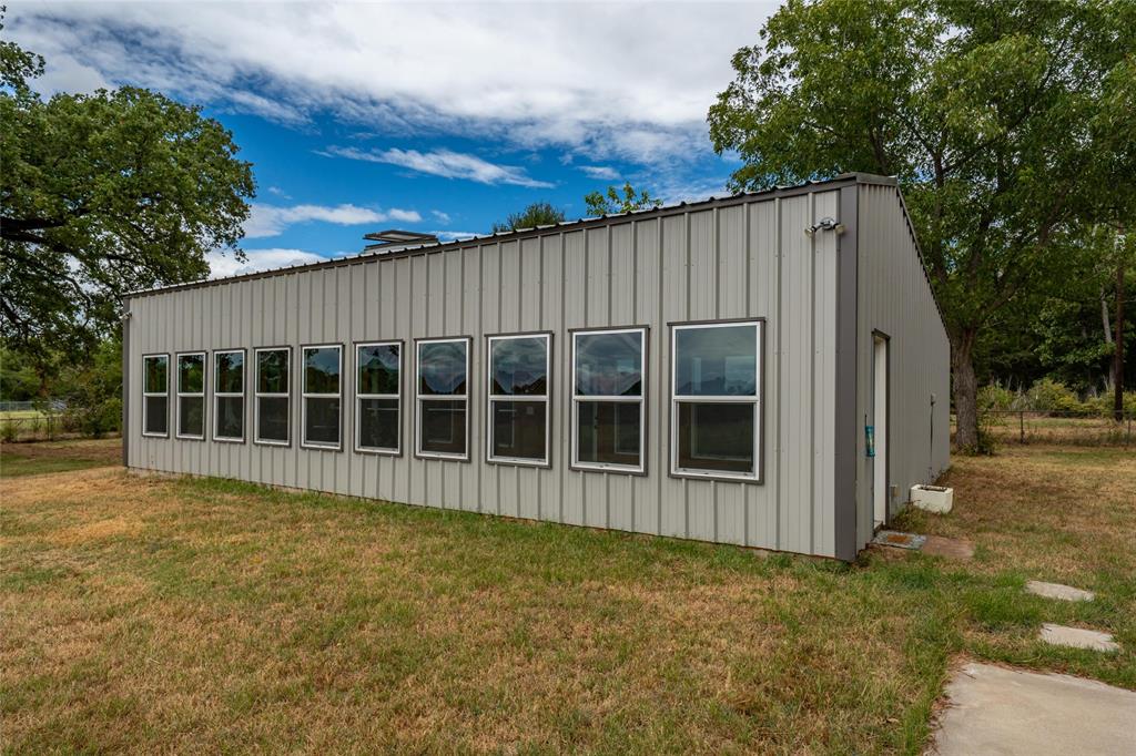 6899 Tx-19 Highway Property Photo 1