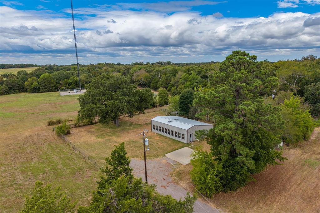 6899 Tx-19 Highway Property Photo 2