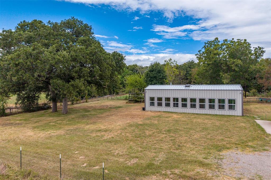 6899 Tx-19 Highway Property Photo 5