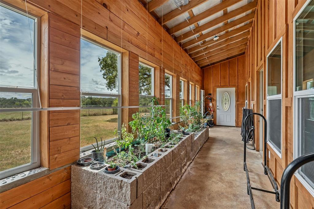 6899 Tx-19 Highway Property Photo 10
