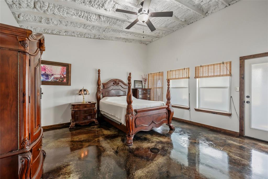6899 Tx-19 Highway Property Photo 12