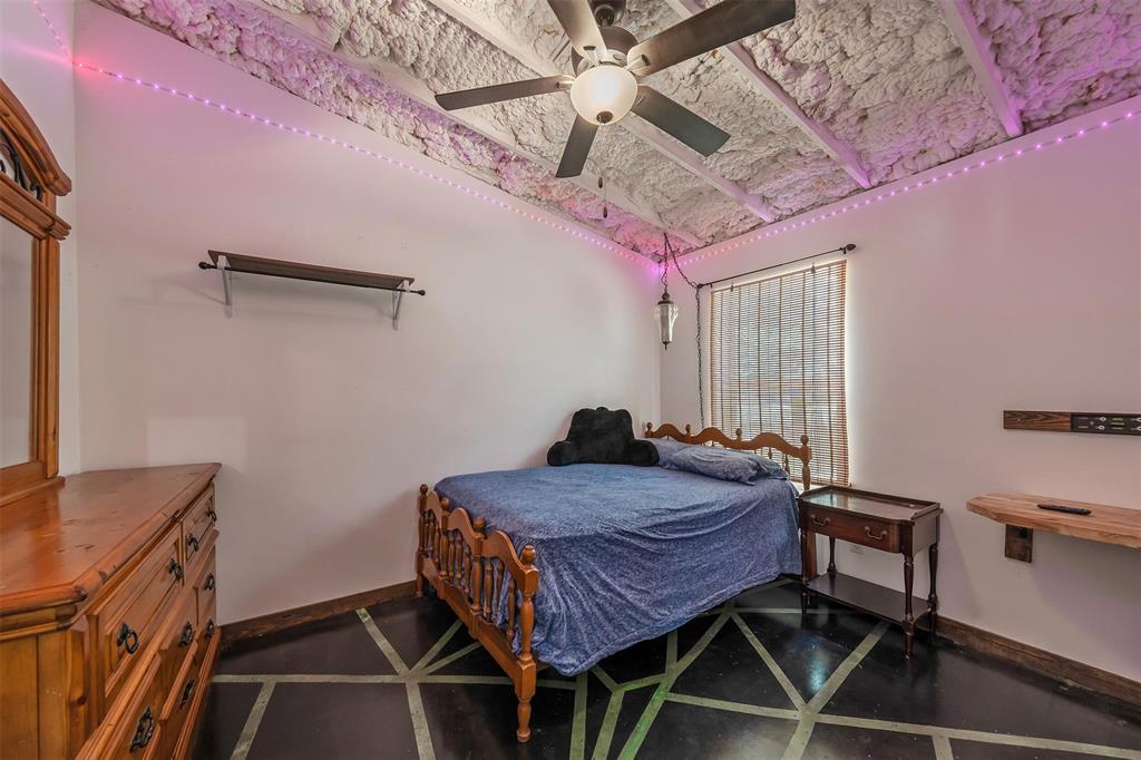 6899 Tx-19 Highway Property Photo 18
