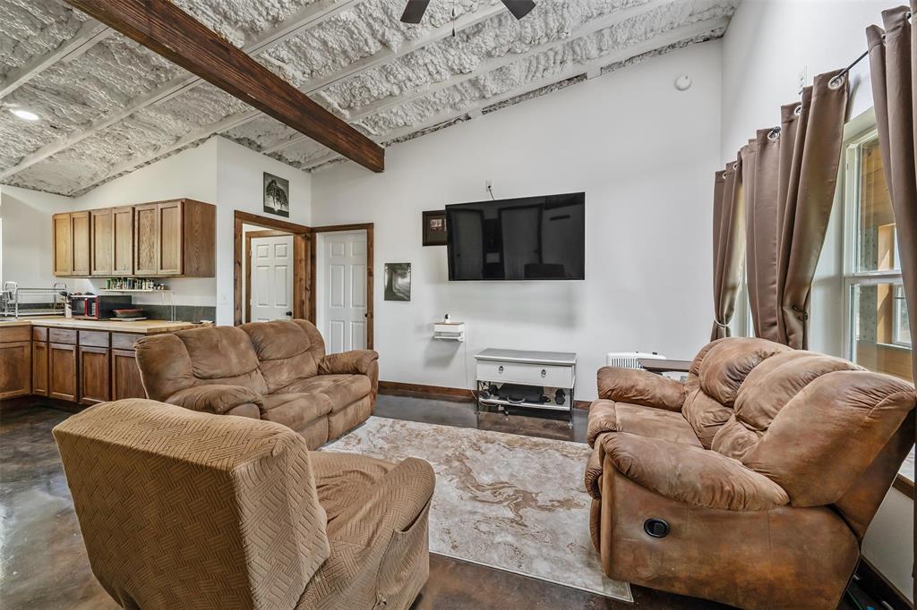 6899 Tx-19 Highway Property Photo 22