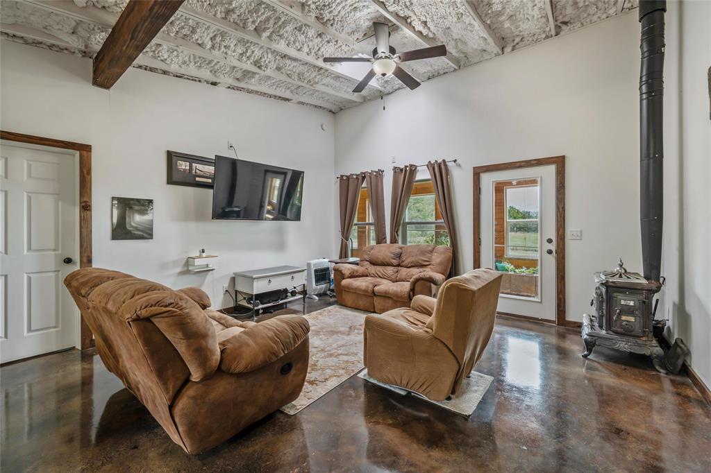 6899 Tx-19 Highway Property Photo 23