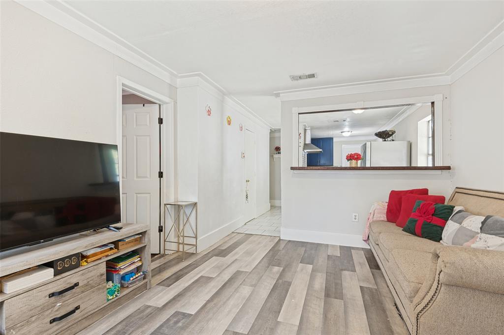 2421 Boyd Street Property Photo 1