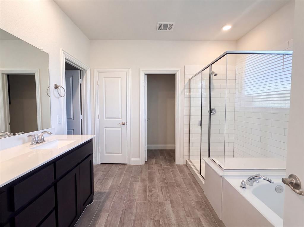 2929 Log Cabin Drive Property Photo 17
