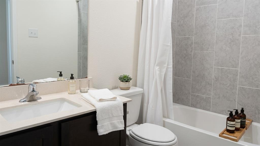 124 Bush Drive Property Photo 6